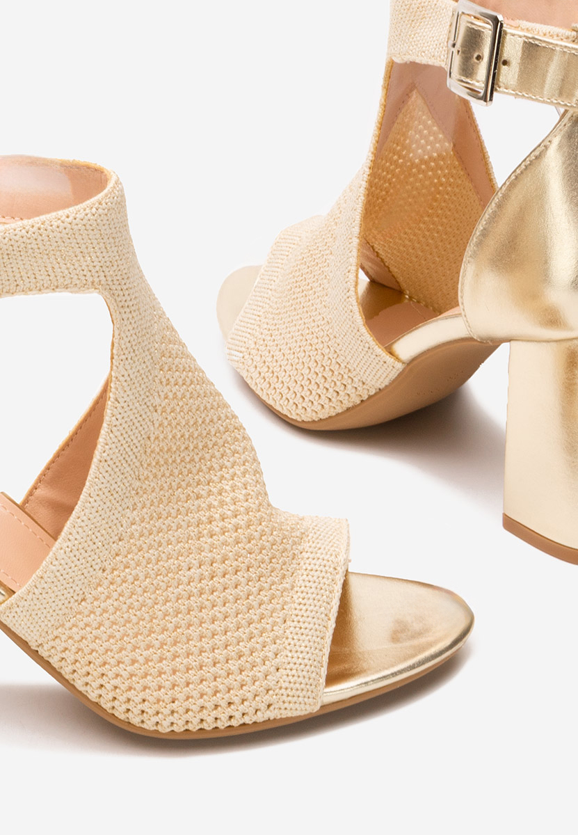 Сандали на ток Elyzea златен