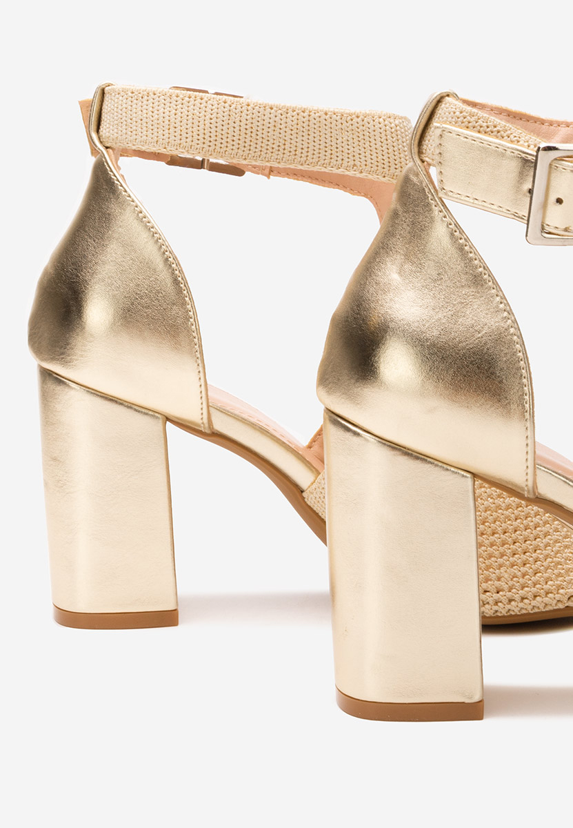 Сандали на ток Elyzea златен