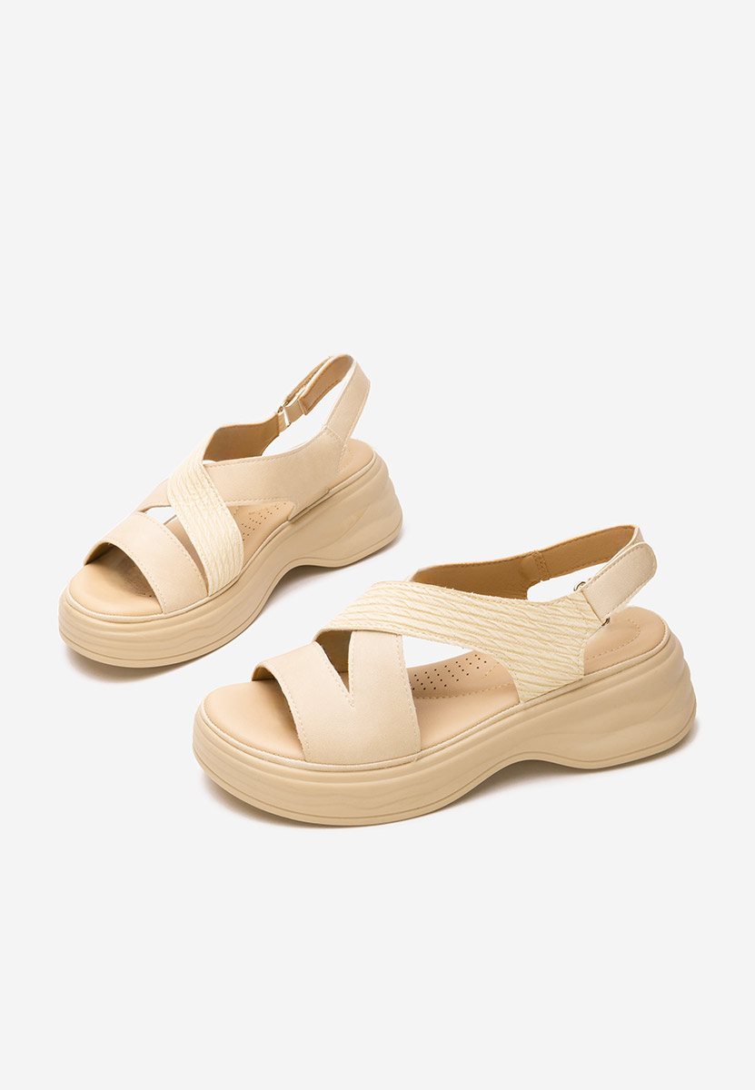 Сандали на платформа Ilise бежов