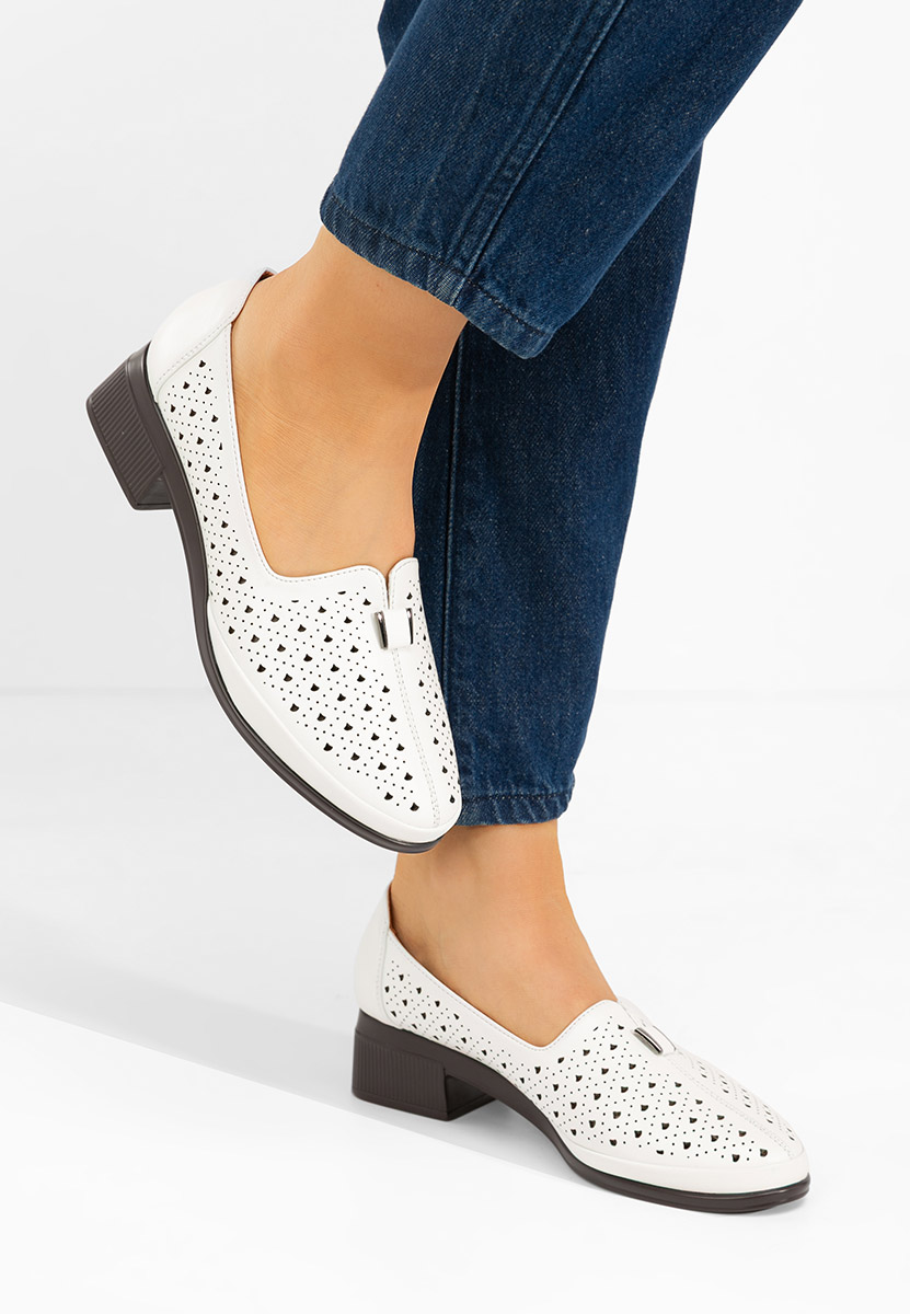 Oбувки на нисък ток Gaynela бели