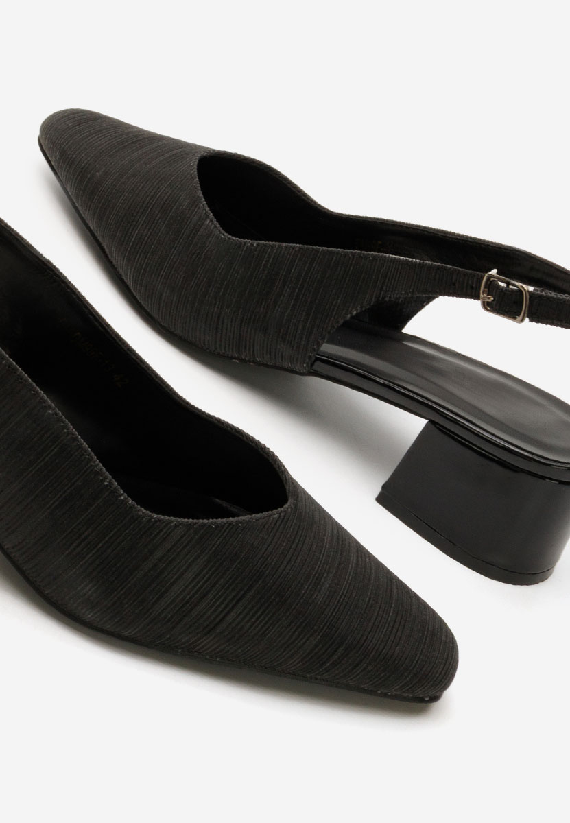 Oбувки с дебел ток Darada черни