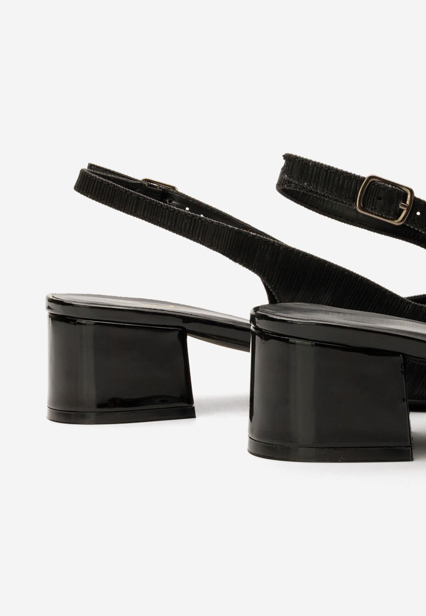 Oбувки с дебел ток Darada черни