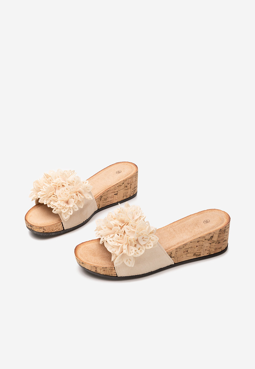 дамски чехли на платформа Floralia бежов