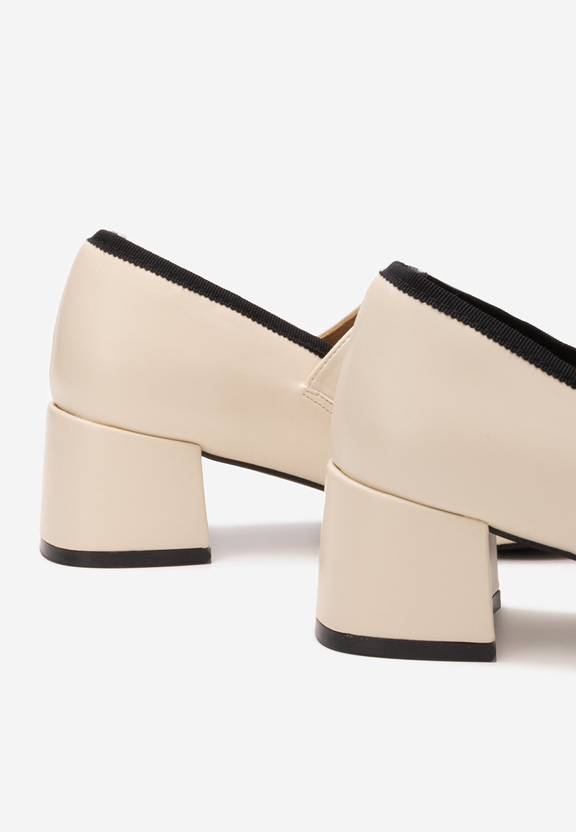 Oбувки с дебел ток Vanila бежов