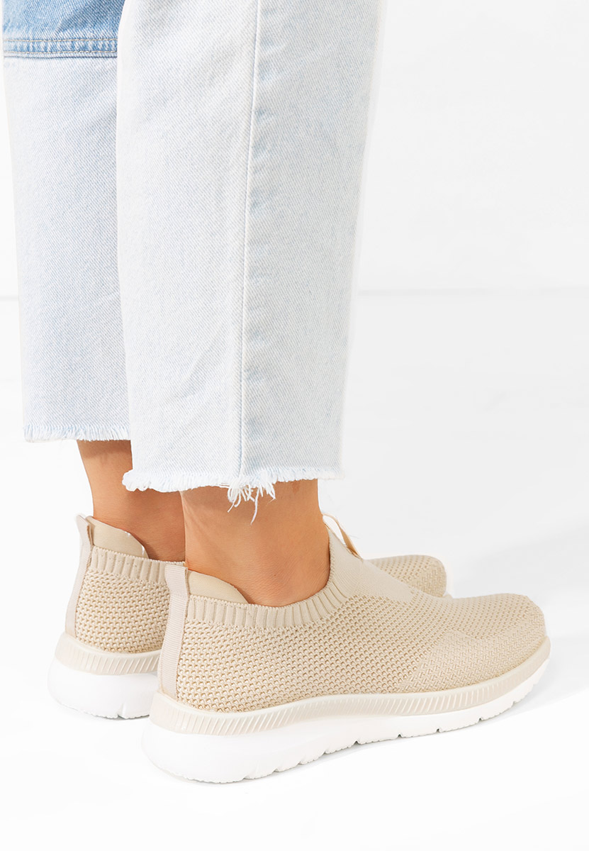 Кецове Slip-On Achara V2 бежов