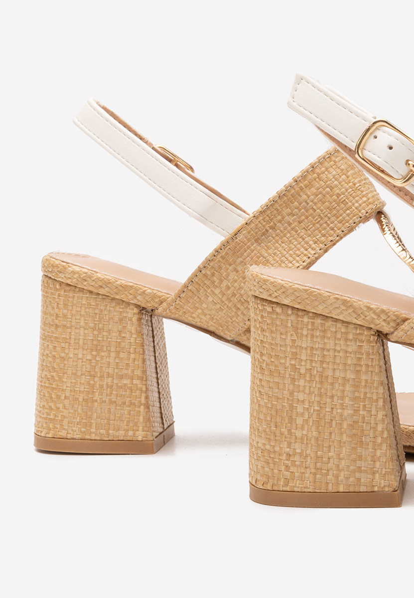 Сандали на ток Annyta бели