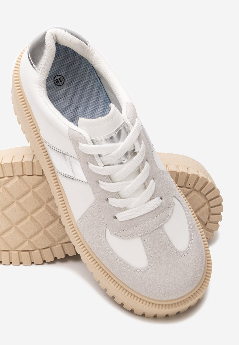 Cникърси на платформа Michele бели