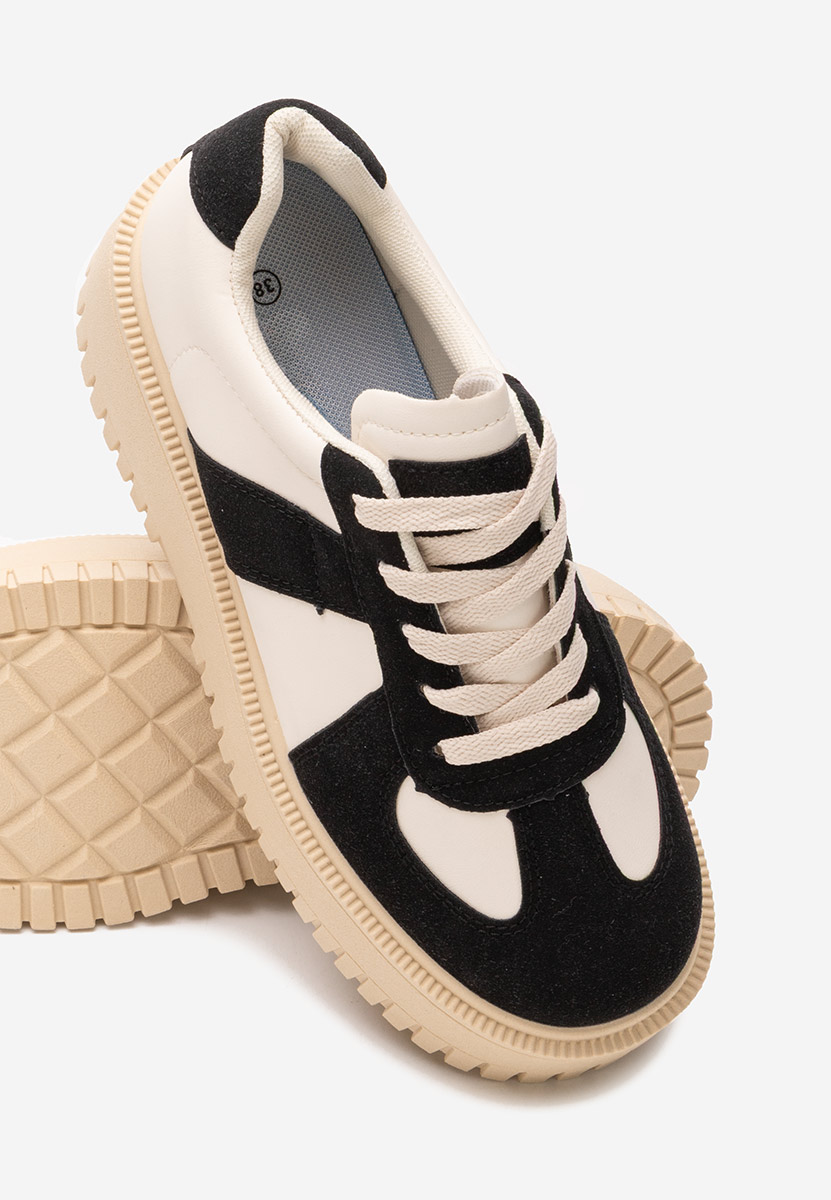 Cникърси на платформа Michele черни