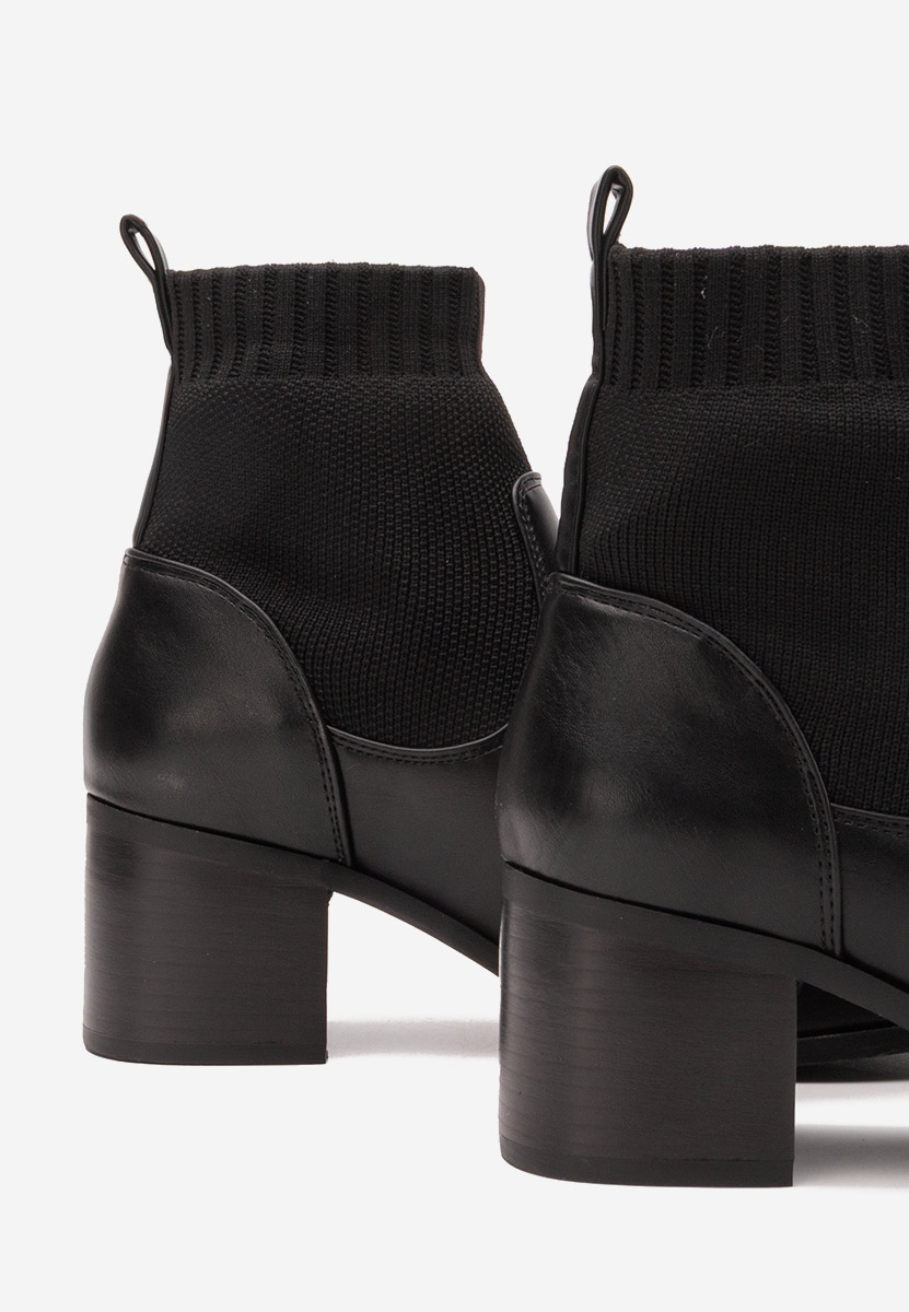 Дамски боти на ток Domenica черен