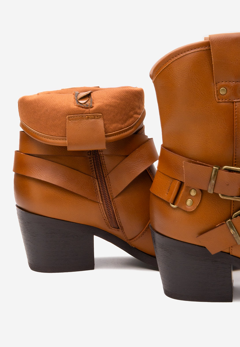 Заострени Lestery камел