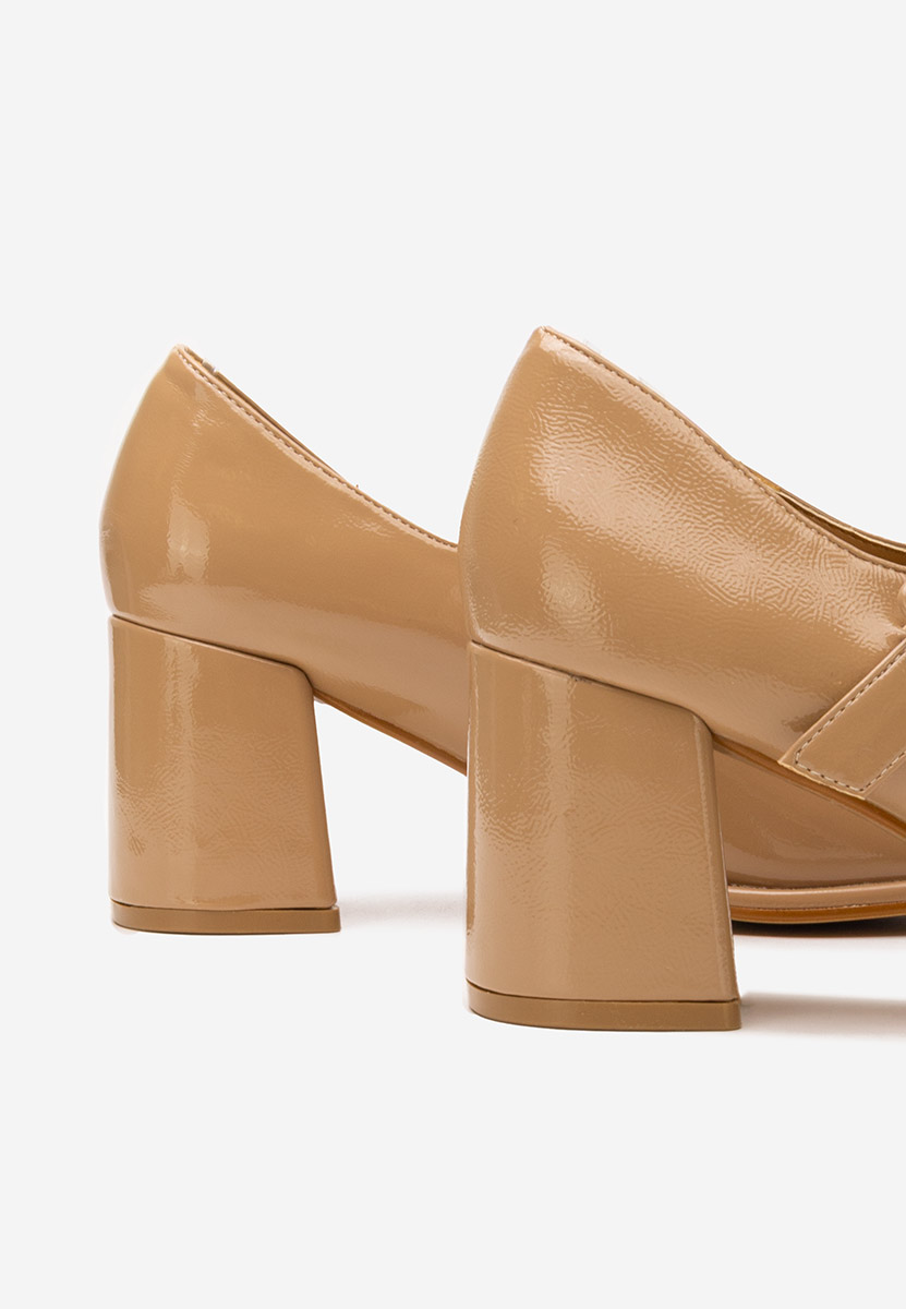 Oбувки с дебел ток Terresa бежов