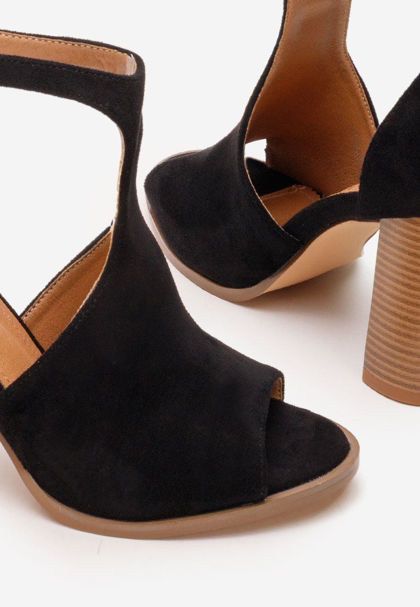 Сандали на ток Jolanda черен