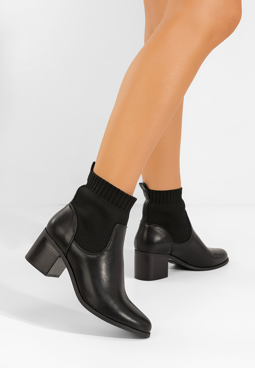 Дамски боти на ток Domenica черен