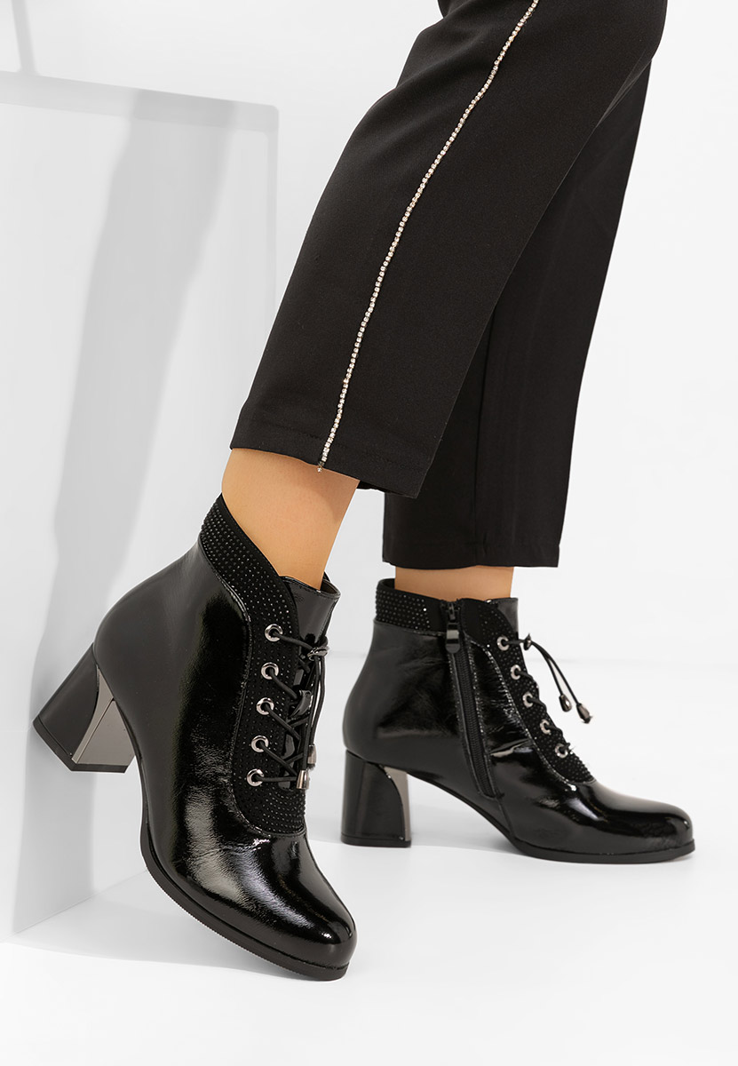 Дамски боти Larae черен