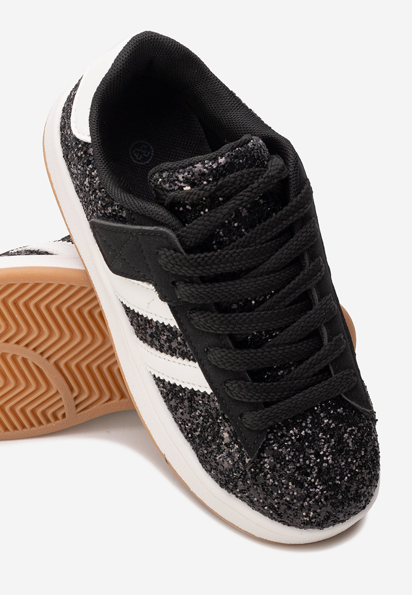 Маратонки за момичета Cleosa черни Маратонки за момичета Cleosa черни