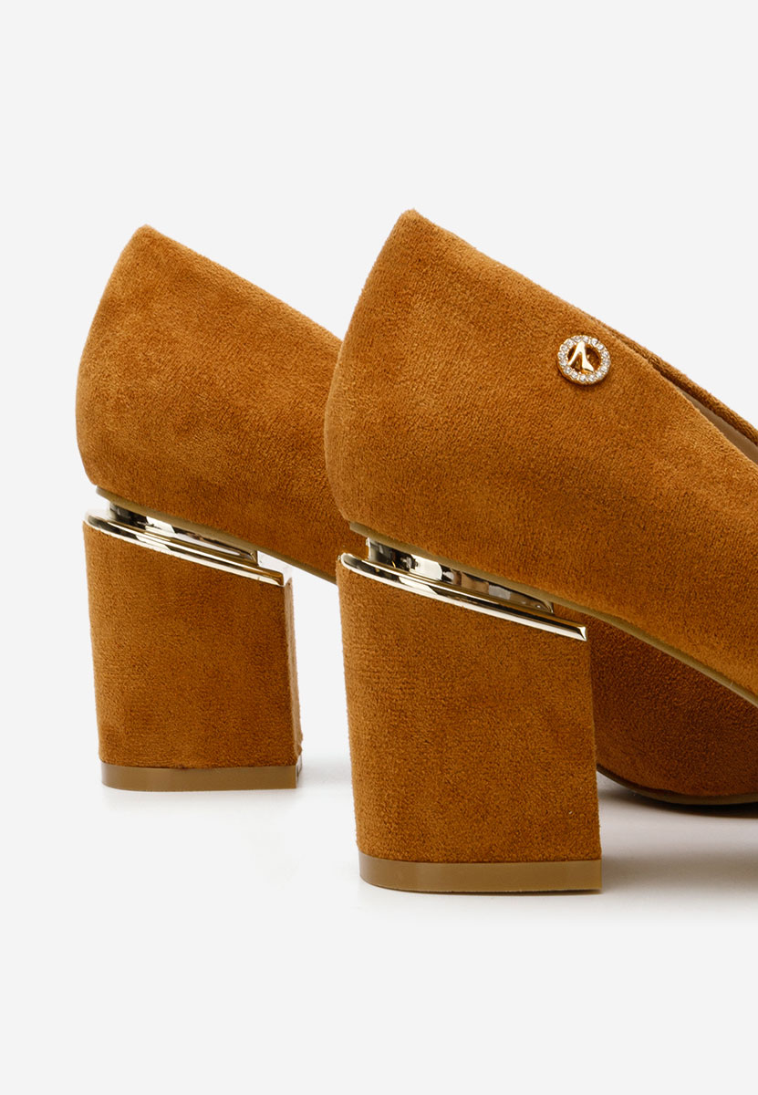 Oбувки с дебел ток Nelia V5 каки