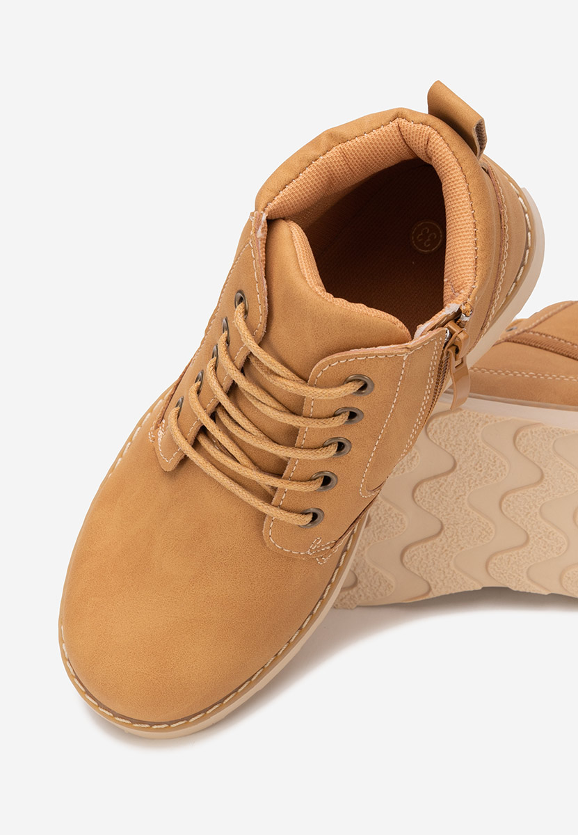 Момчета боти Torven камел