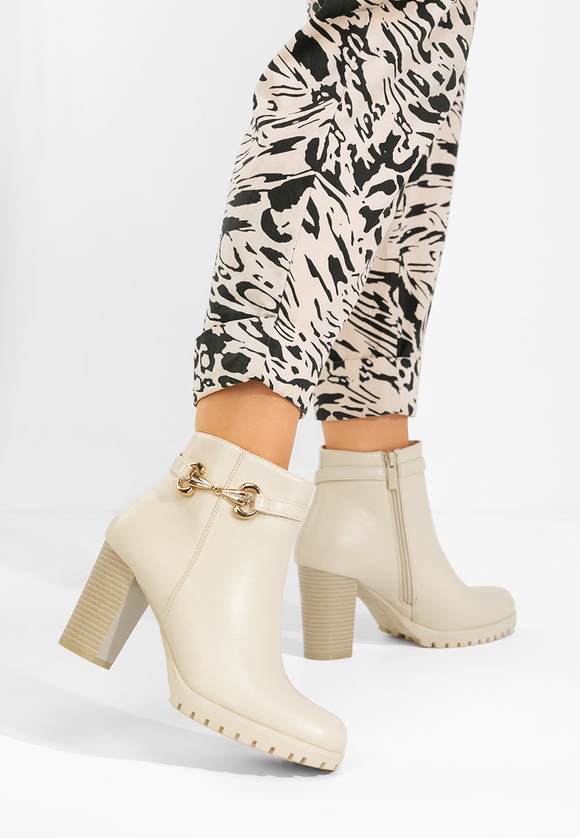 Боти на дебел ток Nesia бежов