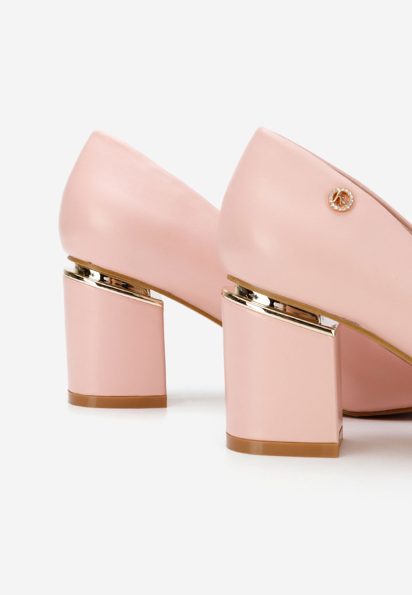 Oбувки с дебел ток Nelia V4 телесен цвят