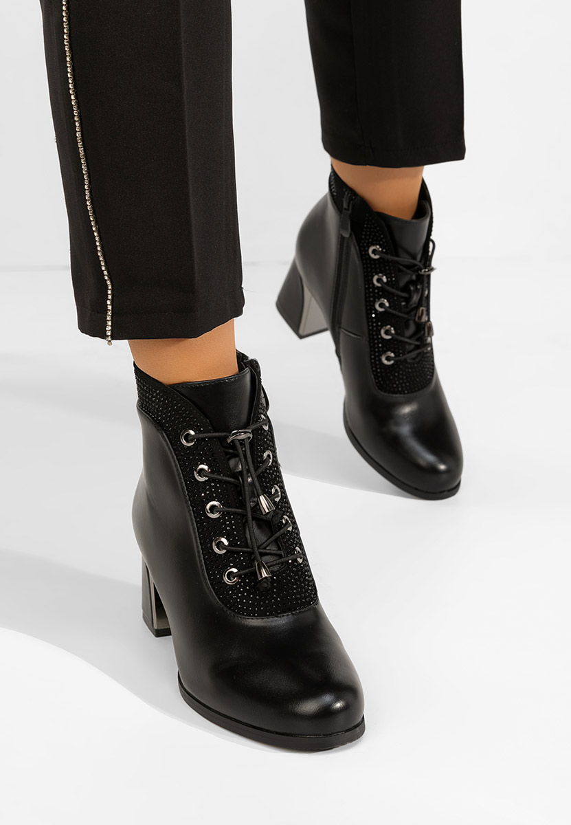 Дамски боти Larae V2 черен