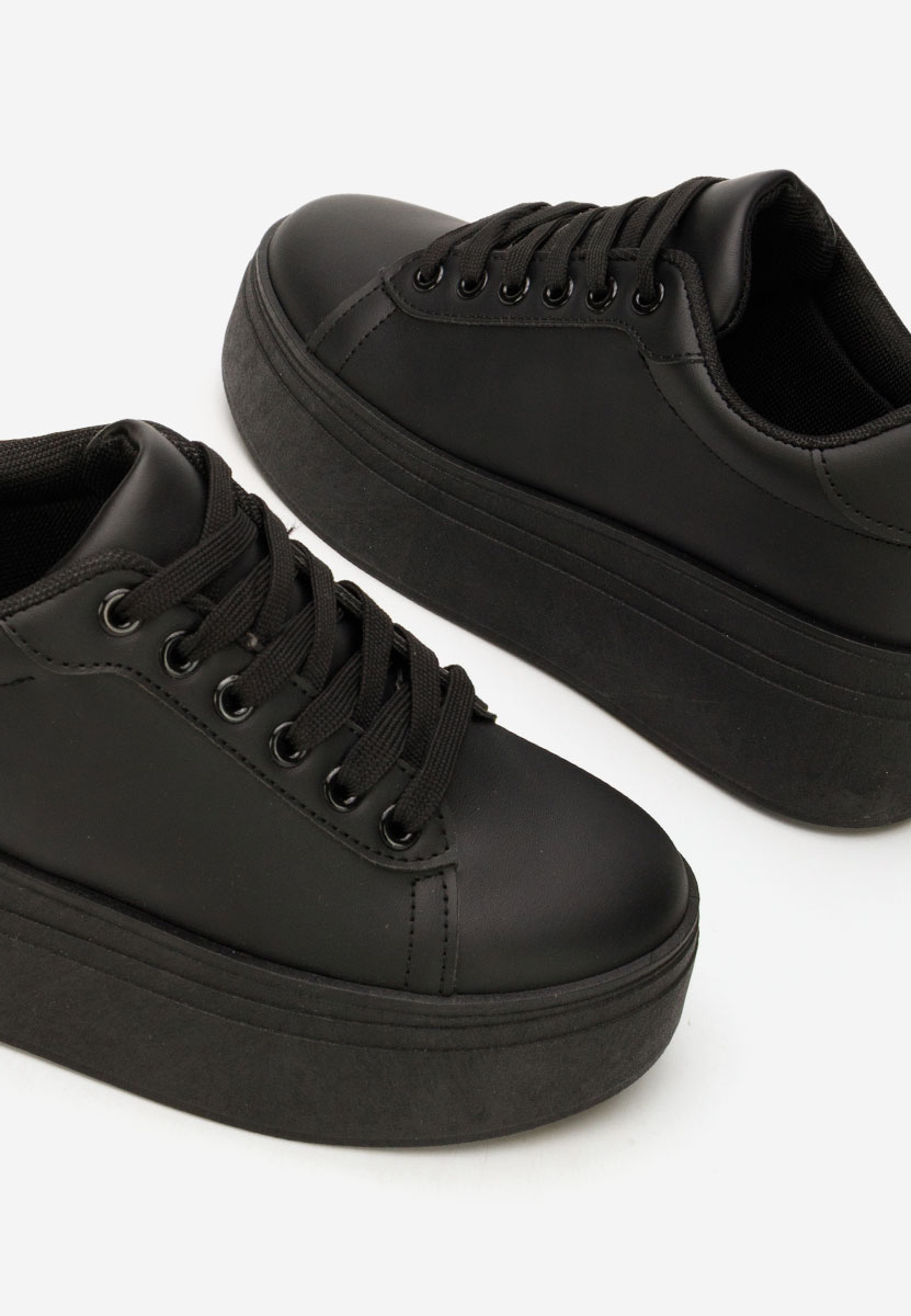 Cникърси на платформа Albea черни