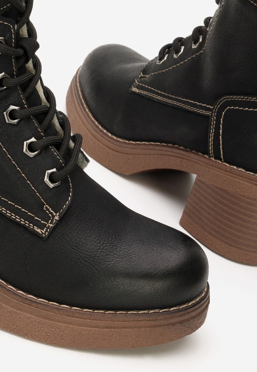 Дамски боти Celoria черен