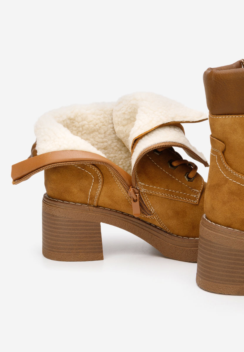 Дамски боти Celoria камел