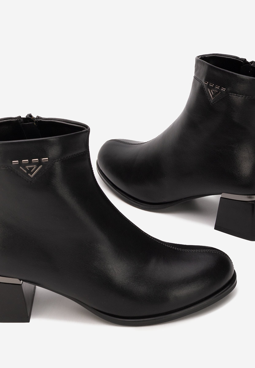 Дамски боти на ток Takita V2 черен