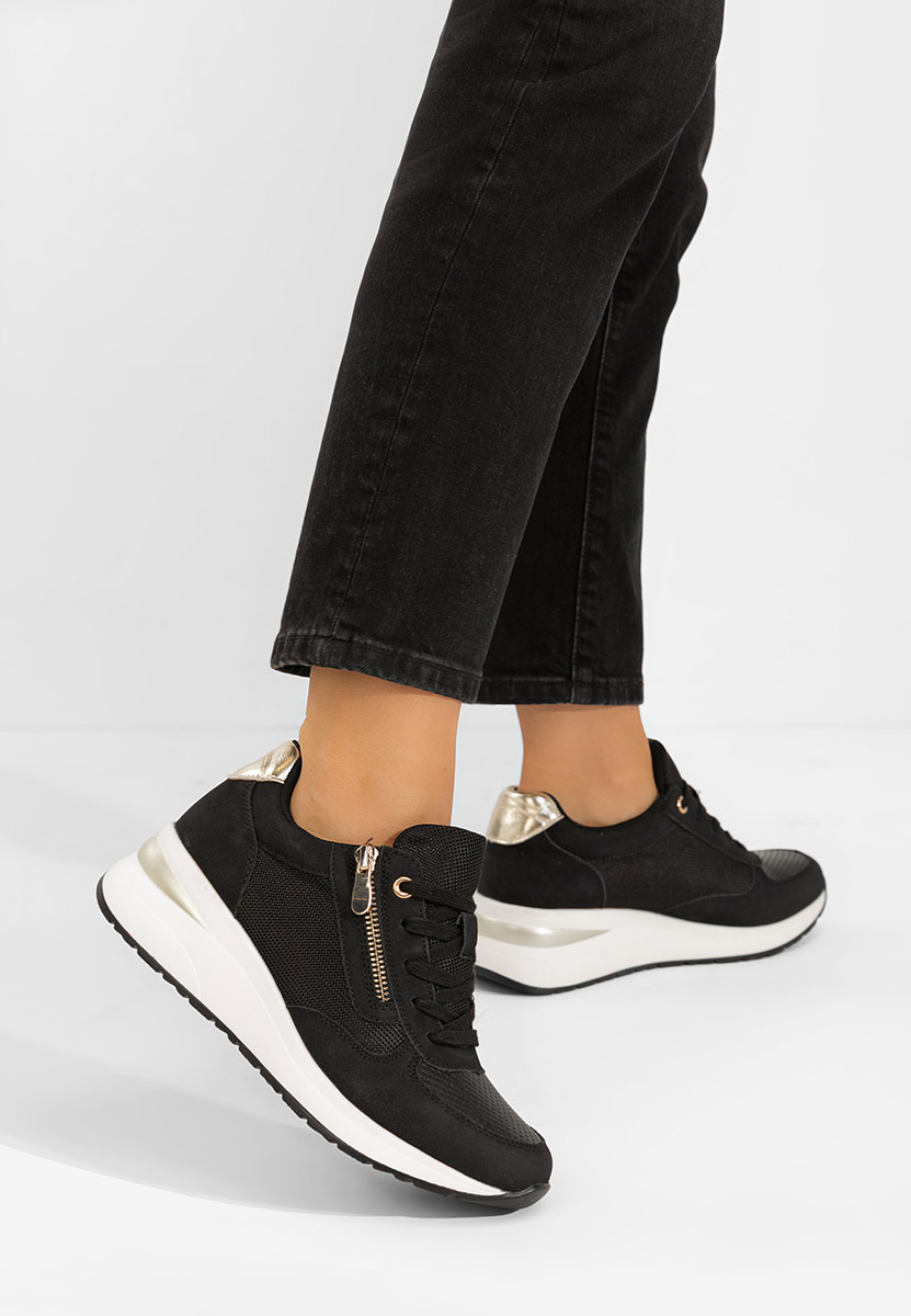 Cникърси на платформа Floreia черни