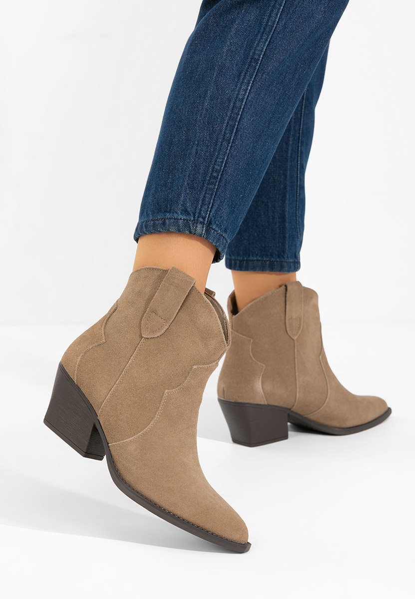 Заострени Glavira каки