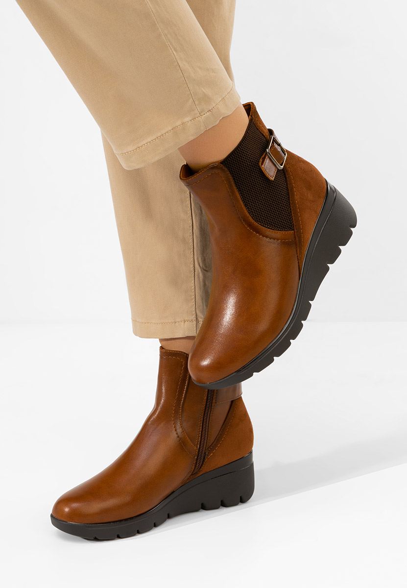 Боти на платформа Ritama кафяв