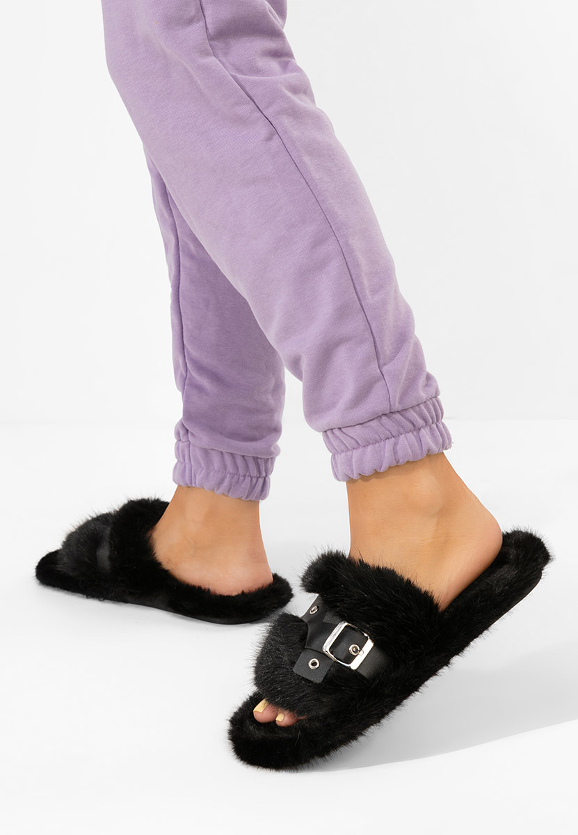 Чехли с пух Arlete черни