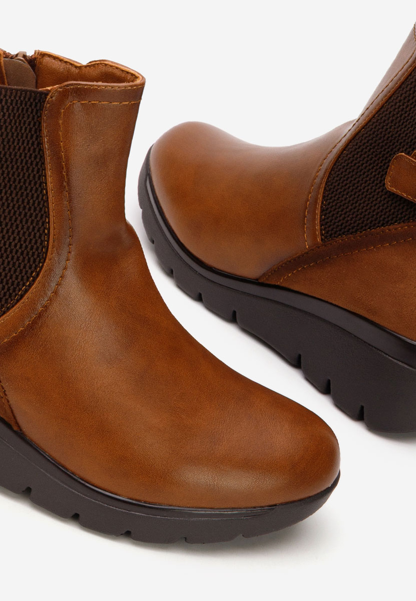 Боти на платформа Ritama кафяв