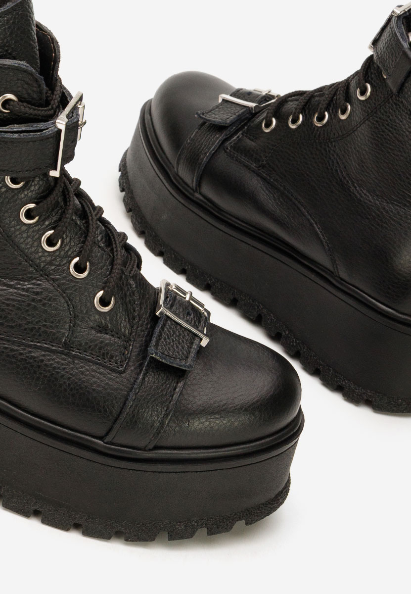 Обувки на платформа Astrid V5 черен