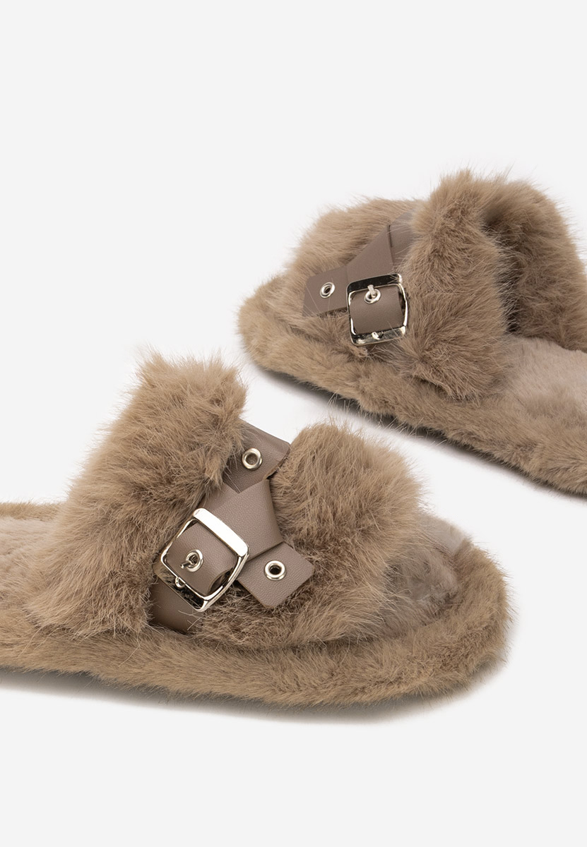 Чехли с пух Arlete каки