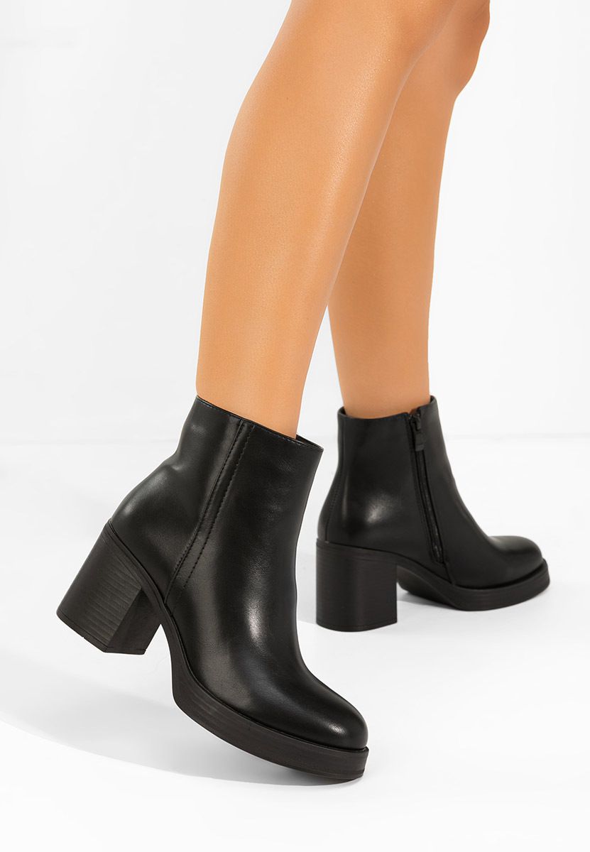 Боти на дебел ток Denisia черен