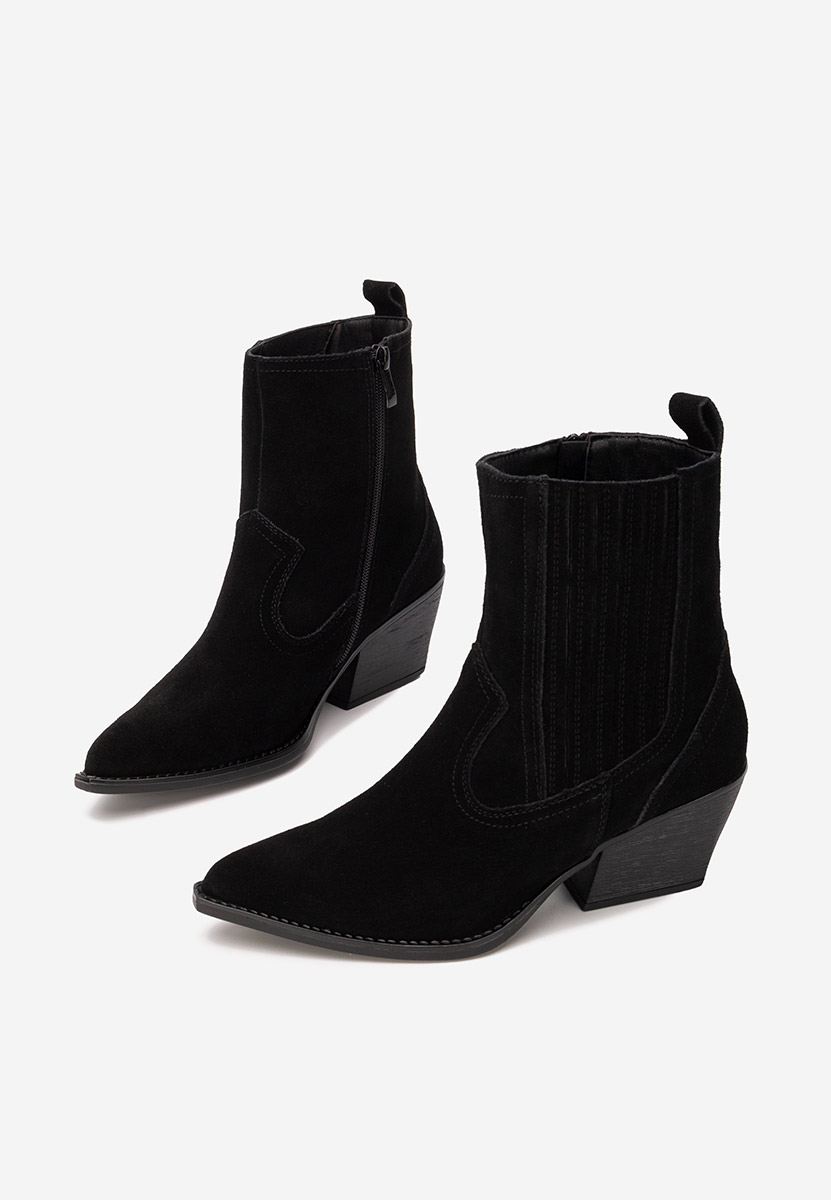 Заострени Camela черен