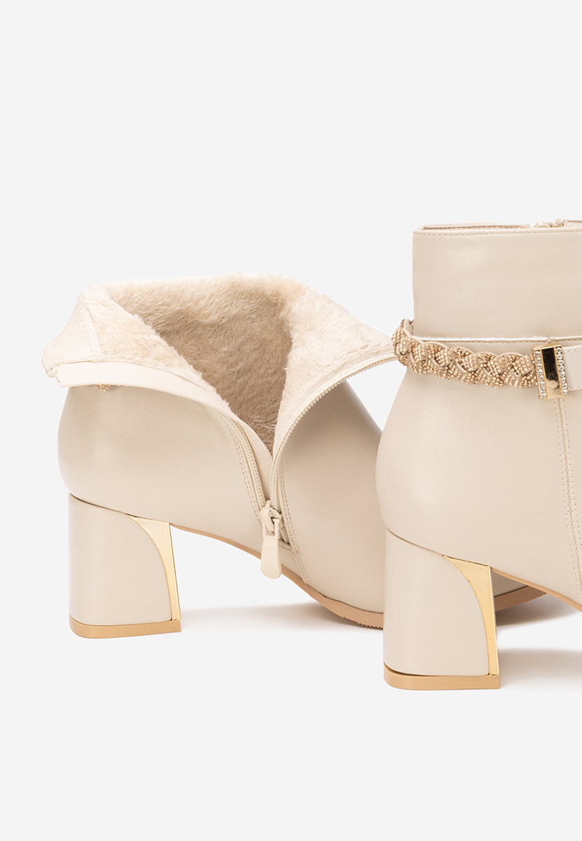 Боти на дебел ток Delivora бежов