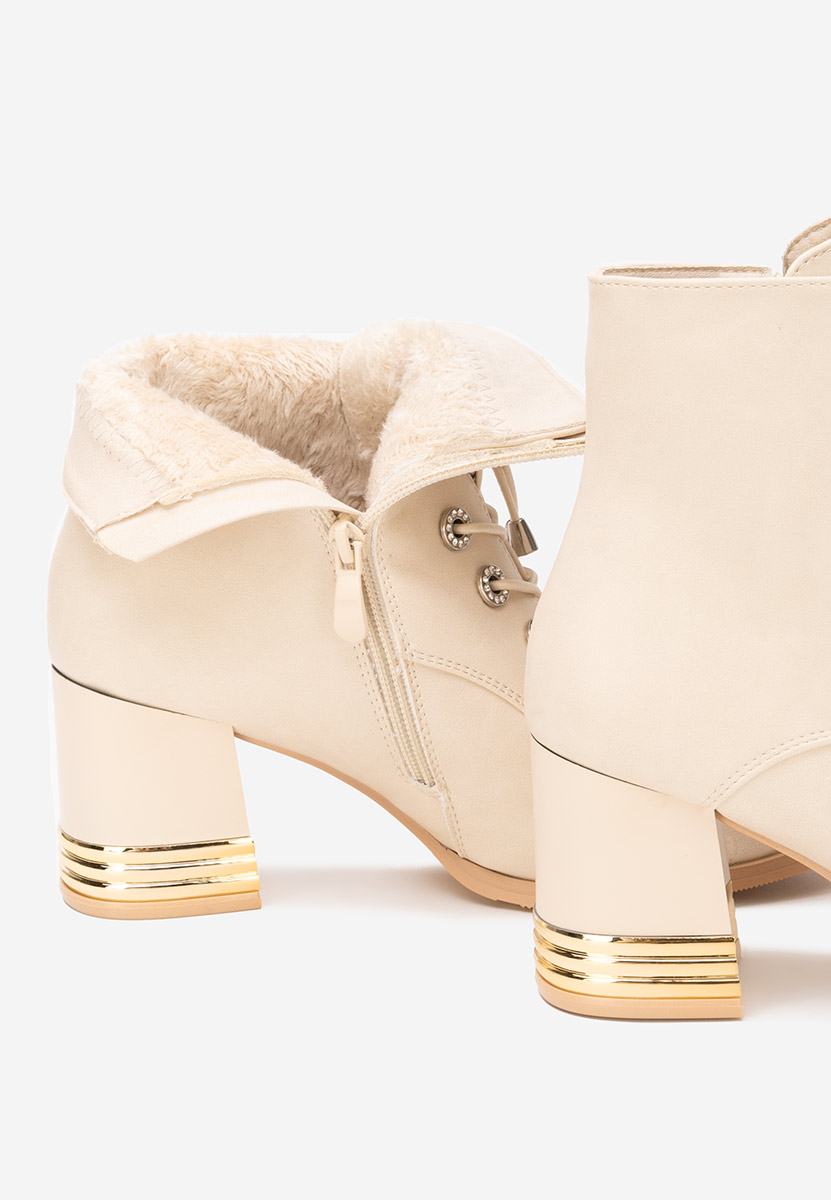 Боти на дебел ток Takina V2 бежов