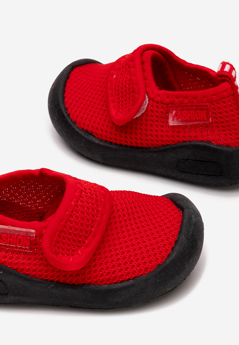 Маратонки за момичета Denisoa червен