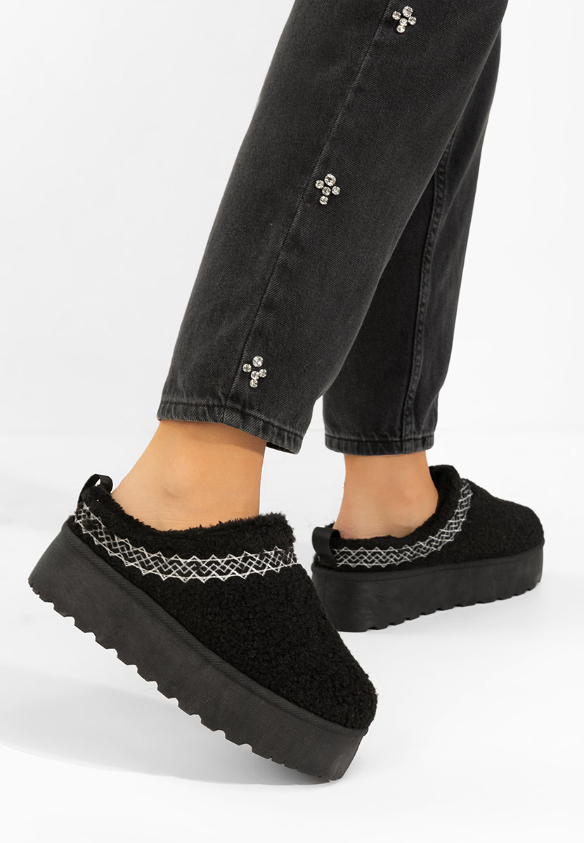 дамски чехли на платформа Aronna черни