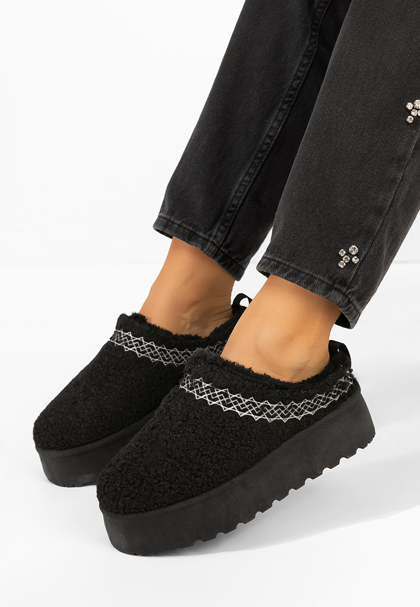 дамски чехли на платформа Aronna черни