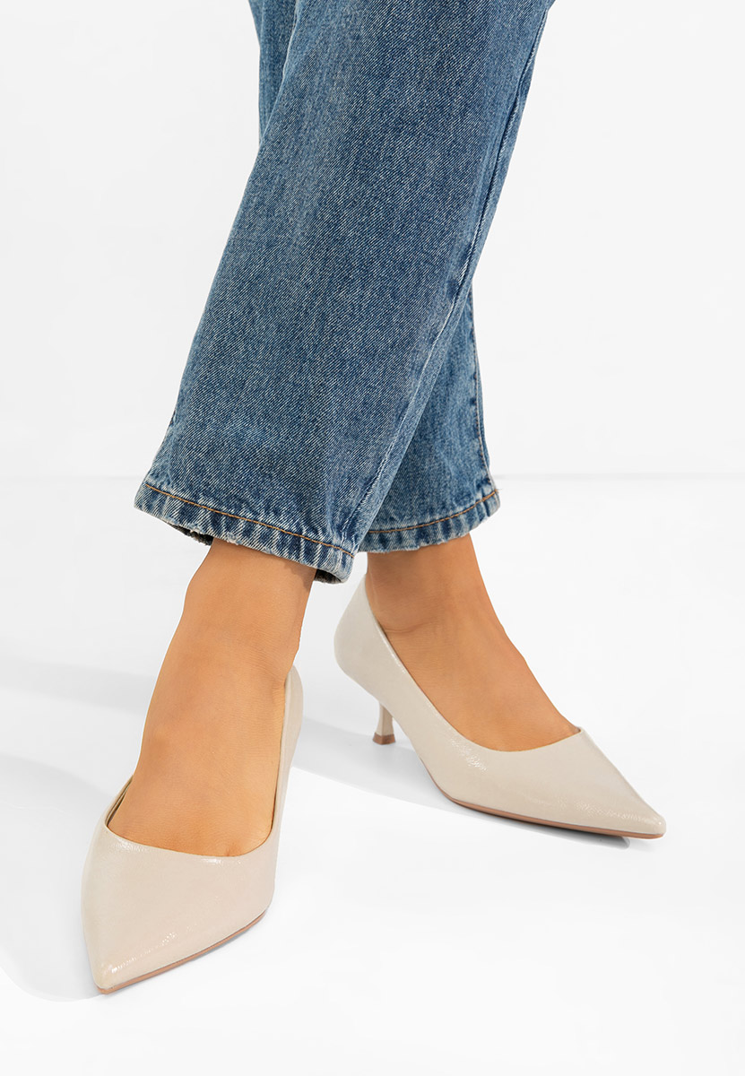 Oбувки на нисък ток Dianela бежов