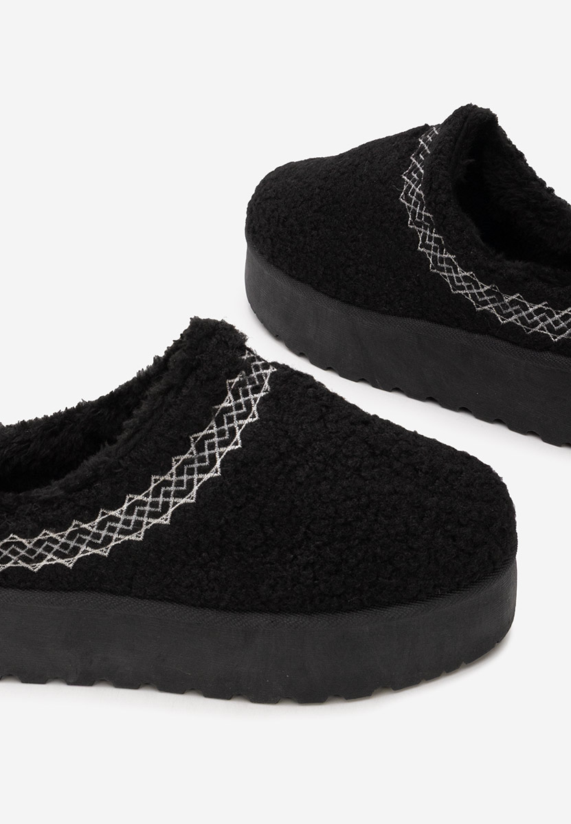 дамски чехли на платформа Aronna черни