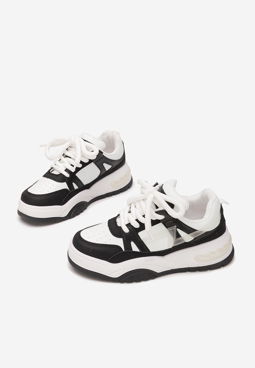 Cникърси на платформа Taniela черни