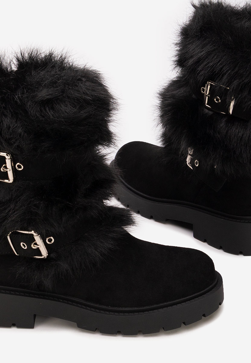 Зимни дамски ботуши Nelisia черен