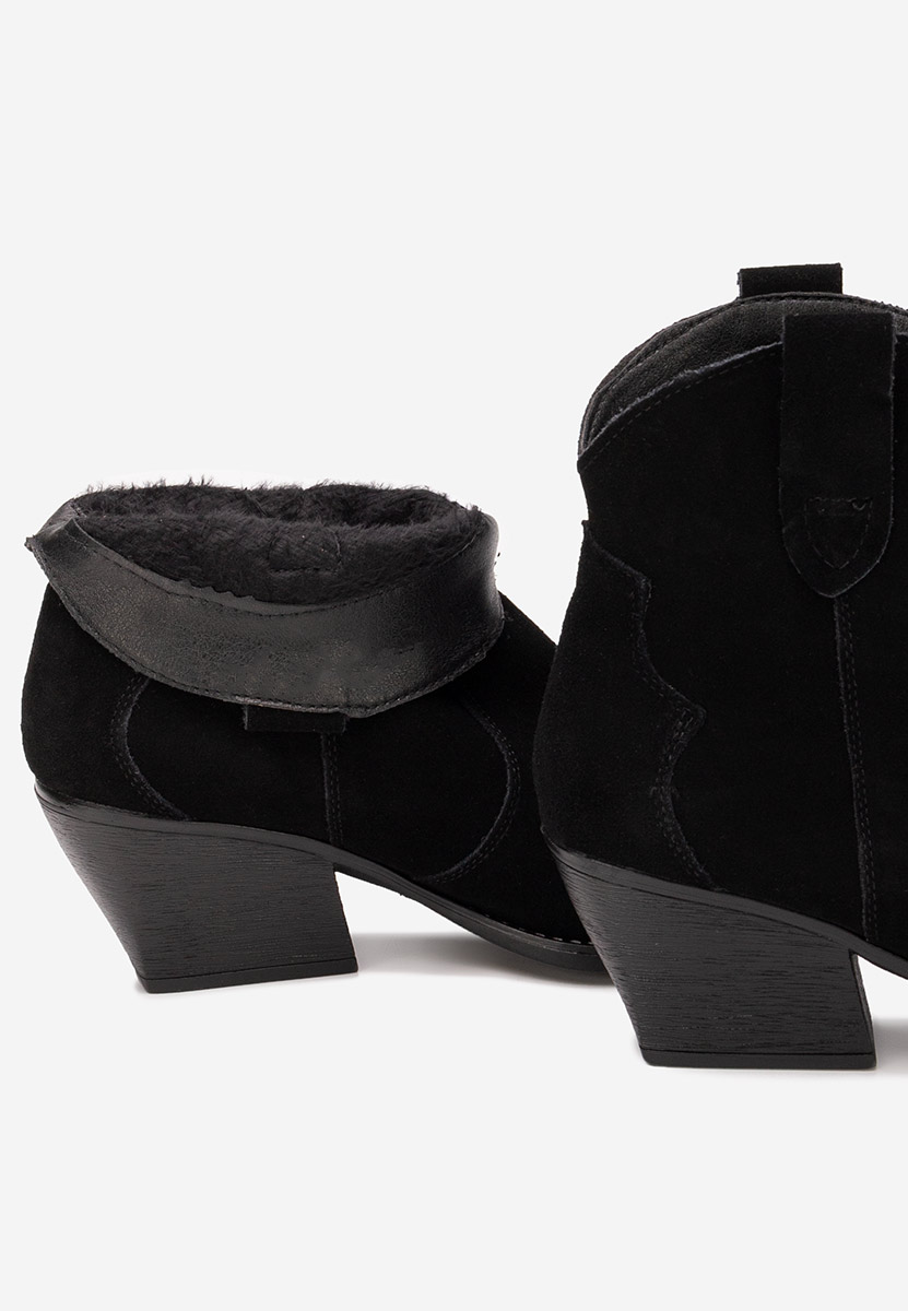 Заострени Glavira черен