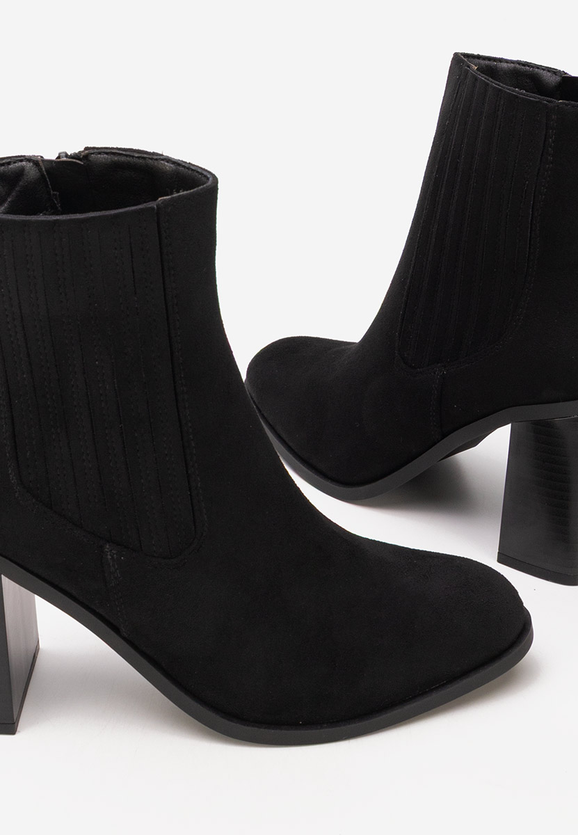 Боти на дебел ток Elowyn черен