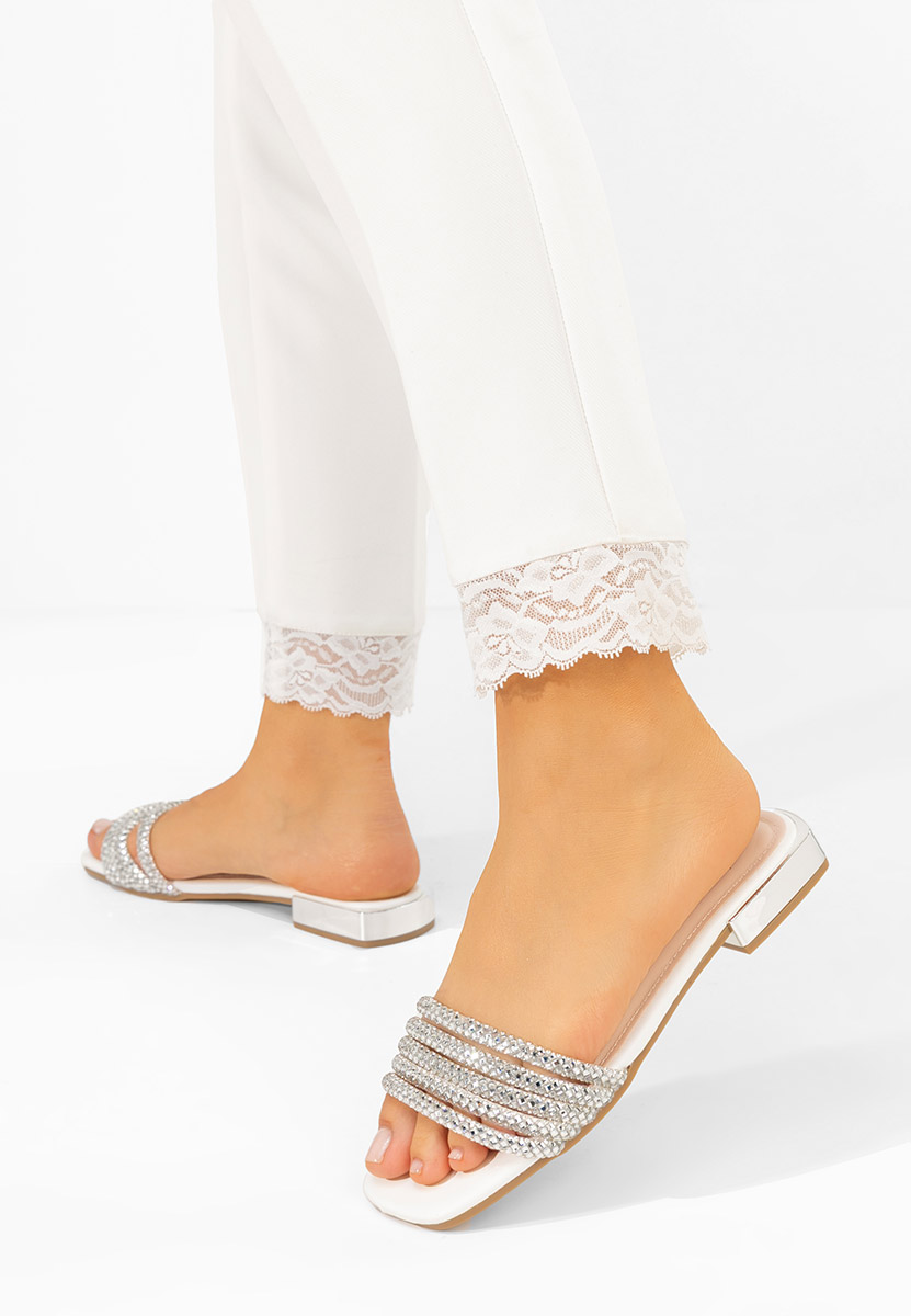 Дамски чехли Emiko бели