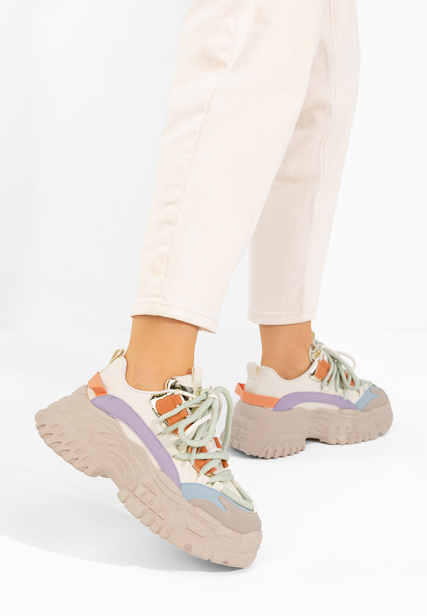 Cникърси на платформа Elvora каки